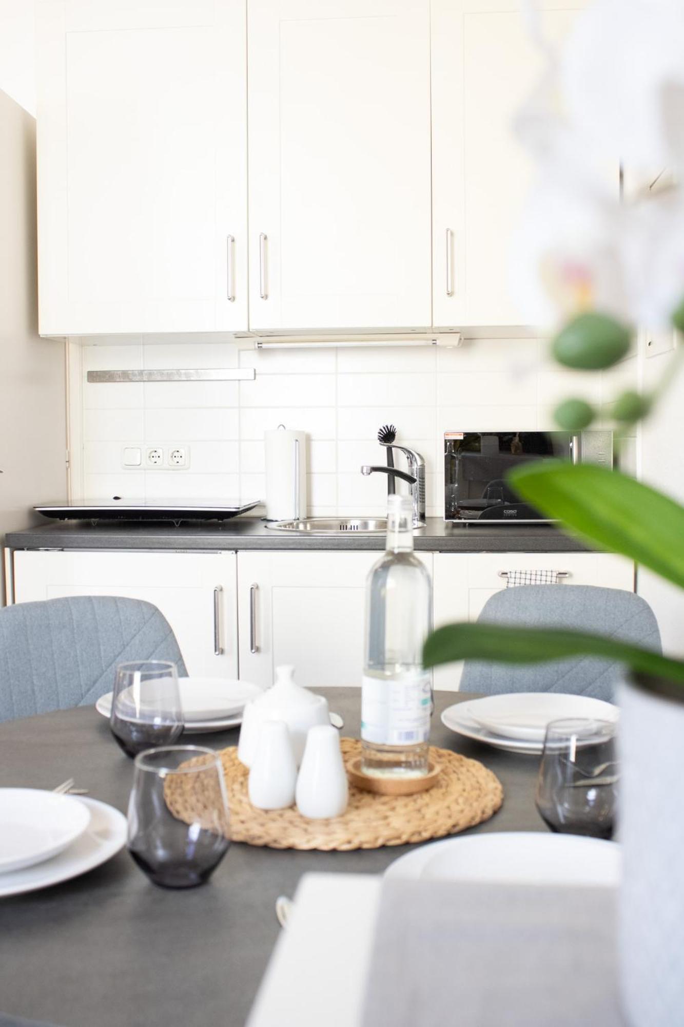 Apartment Wiesbaden Mitte, Zentral Am Park, Congresscenter 5 Min, Bahnhof 10Min エクステリア 写真